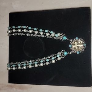 Choker Style Pearl and Cross necklace